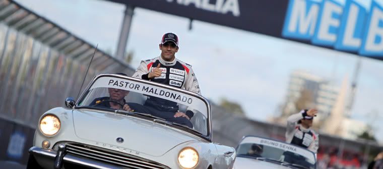 Pastor Maldonado en el drivers parade Australia 2012