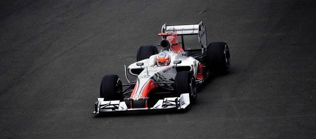 Narain Karthikeyan HRT 2011