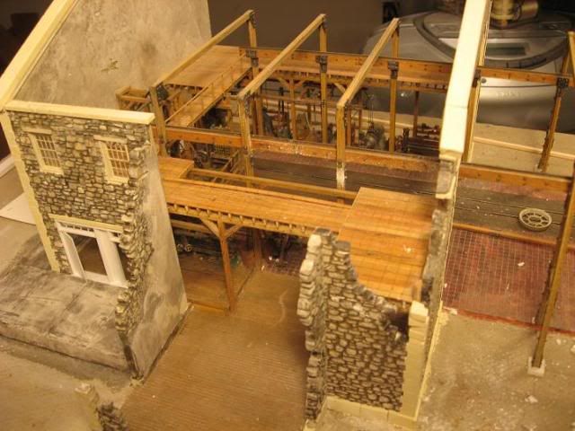 043-2.jpg